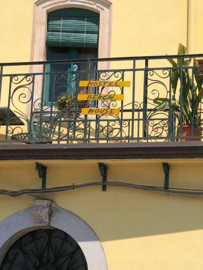 House Hostel Giardini Naxos